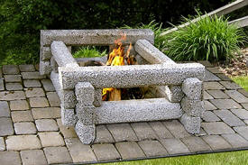 The Deluxe Firepitt from Precast Outdoor Fireplaces